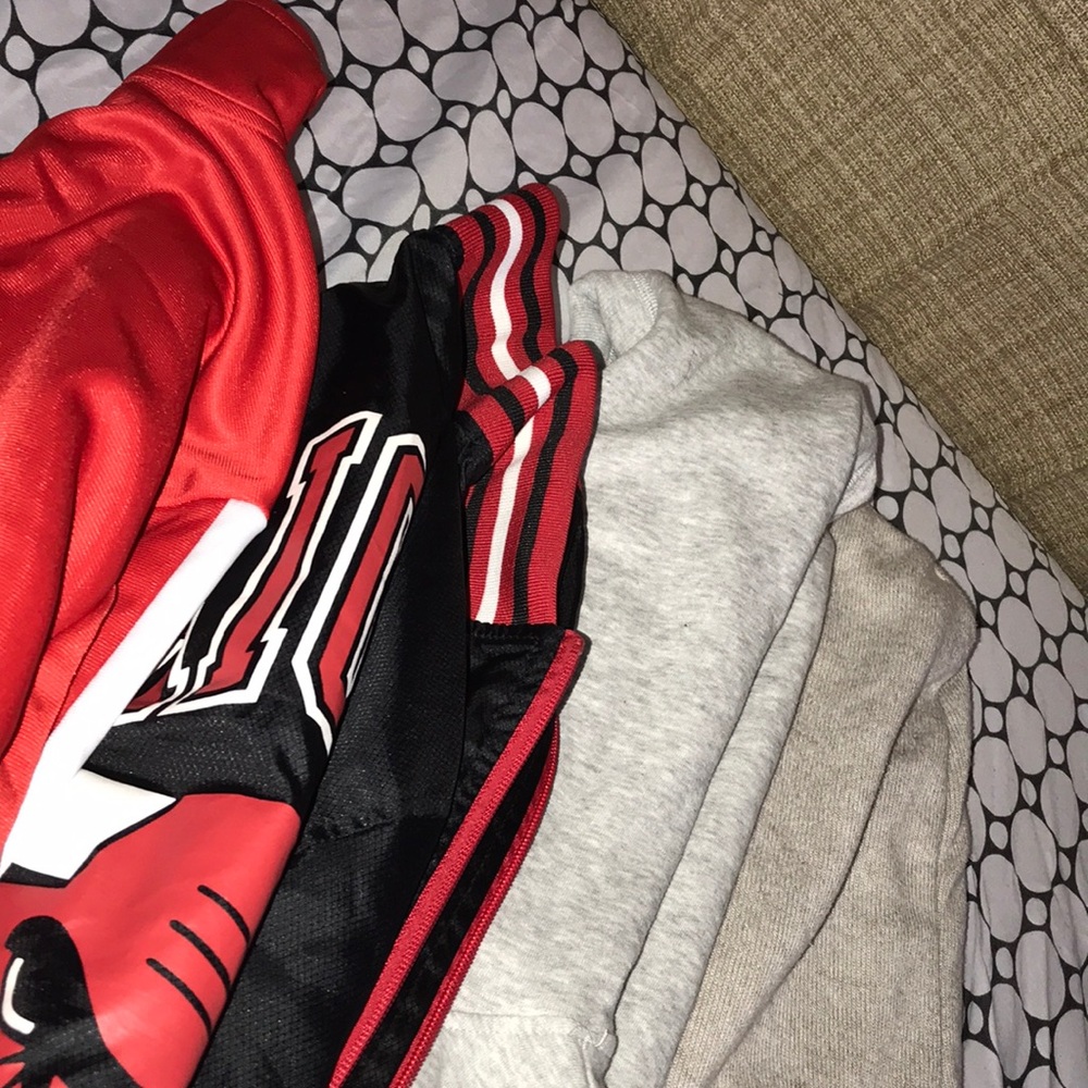 Jackets & hoodies
